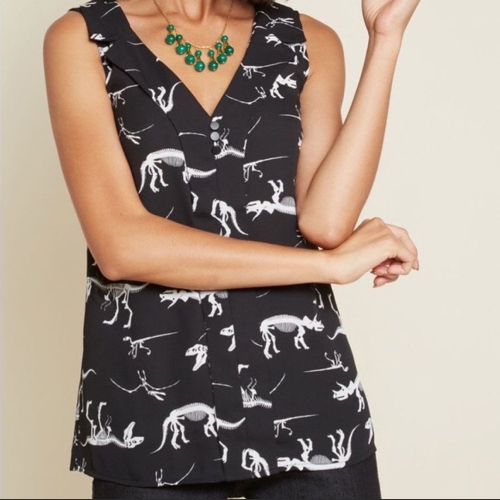 ModCloth Unrivaled Enjoyment Dino Bone Top